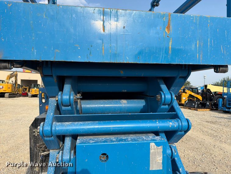 image for item FK3035 2015 Genie GS-5390 scissor lift