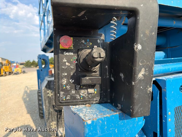 image for item FK3035 2015 Genie GS-5390 scissor lift