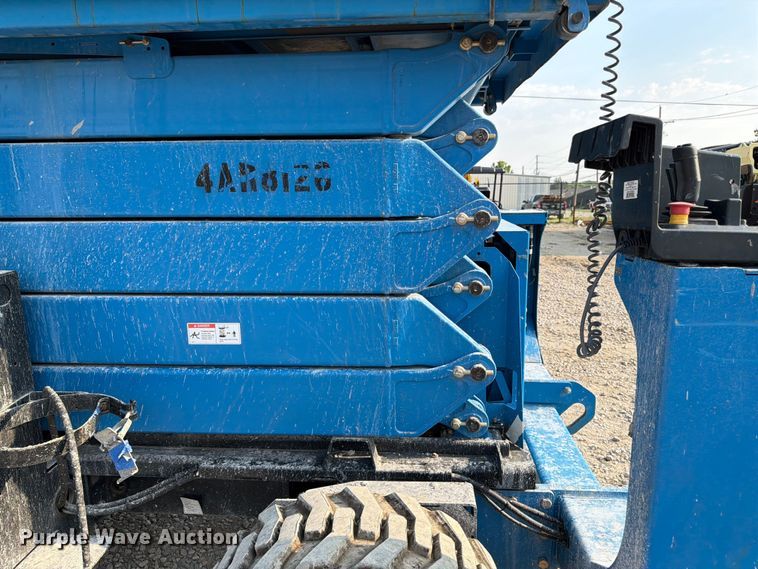image for item FK3035 2015 Genie GS-5390 scissor lift