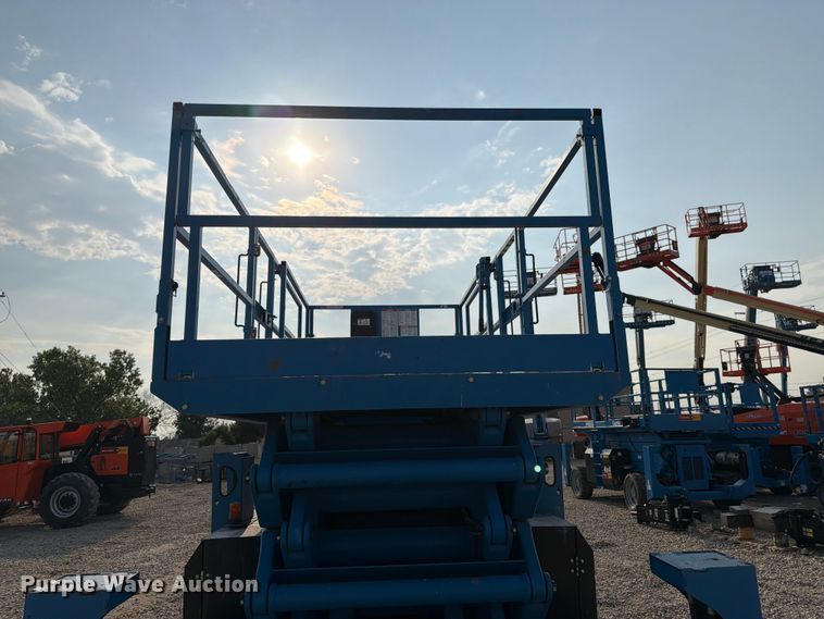 image for item FK3035 2015 Genie GS-5390 scissor lift