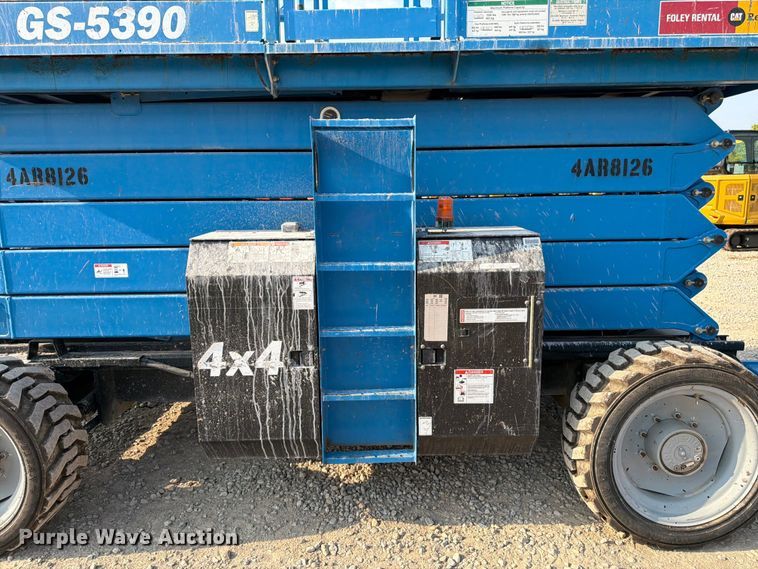 image for item FK3035 2015 Genie GS-5390 scissor lift