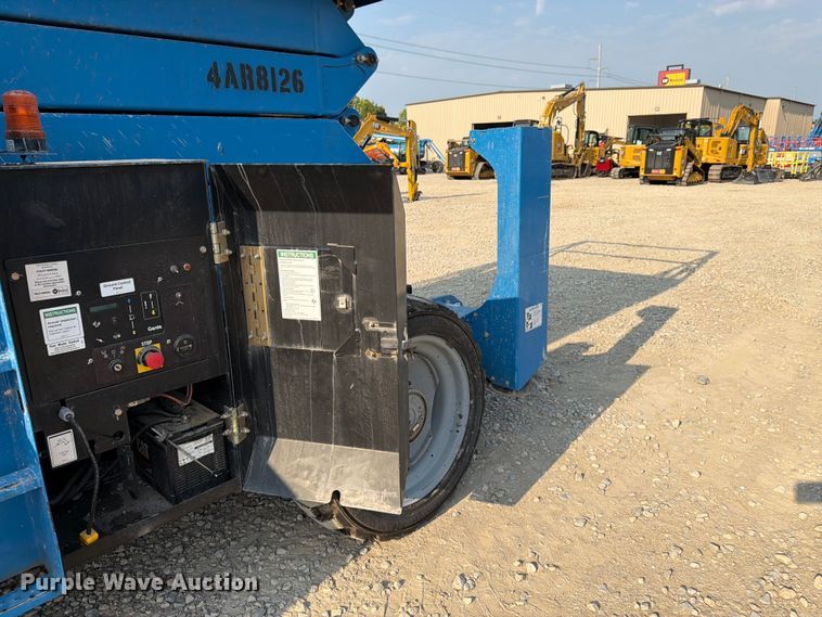image for item FK3035 2015 Genie GS-5390 scissor lift