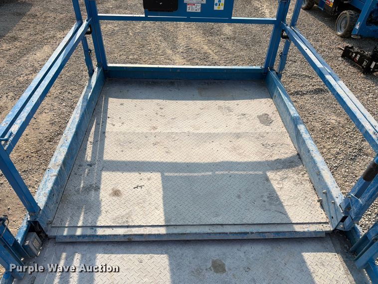 image for item FK3035 2015 Genie GS-5390 scissor lift