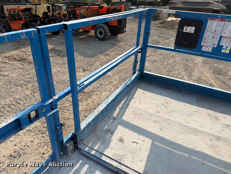 image for item FK3035 2015 Genie GS-5390 scissor lift