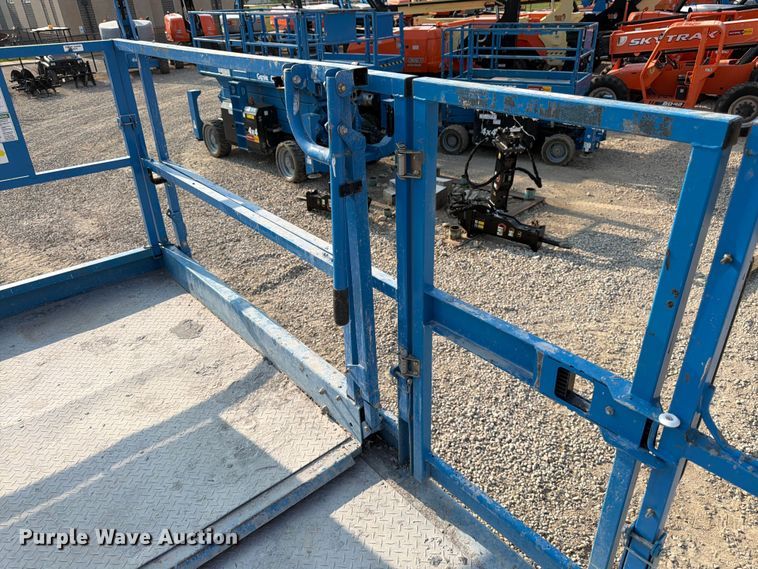 image for item FK3035 2015 Genie GS-5390 scissor lift