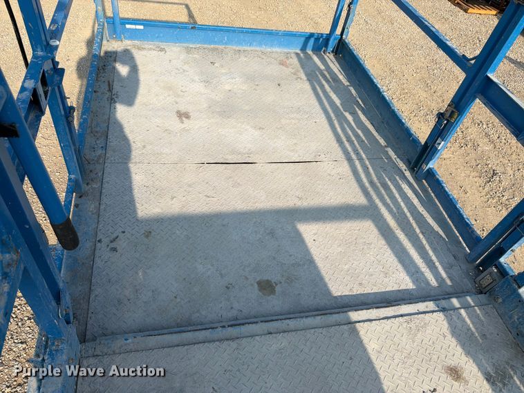image for item FK3035 2015 Genie GS-5390 scissor lift