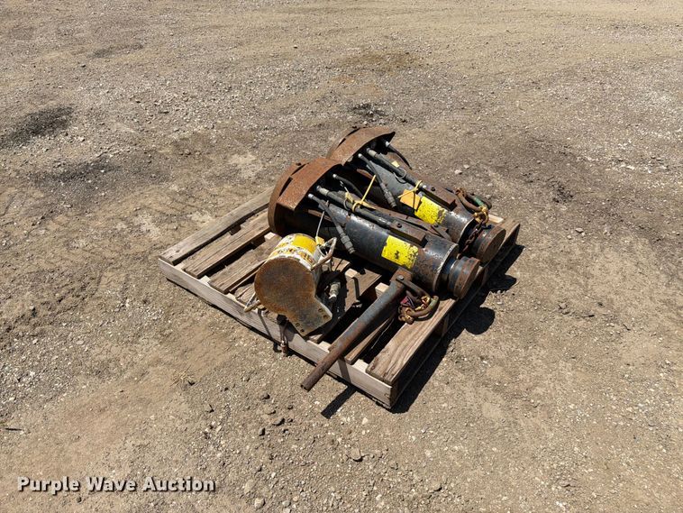 image for item FK3189 (3) jacks