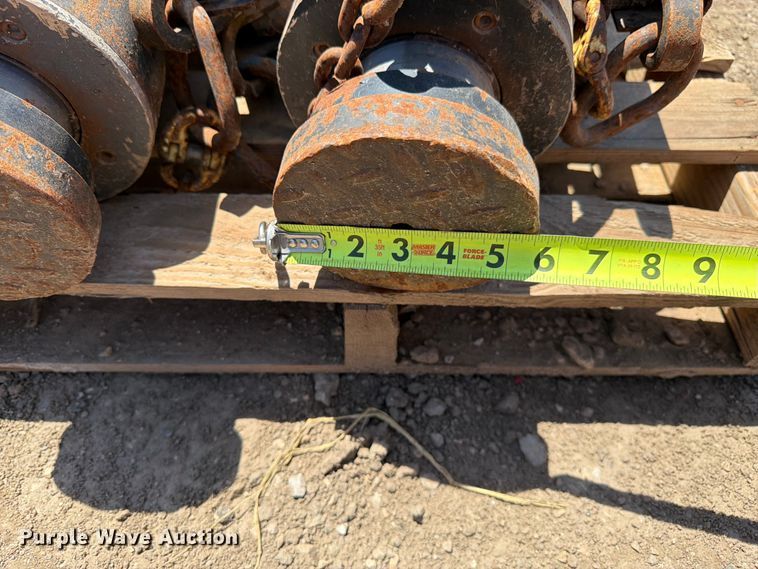 image for item FK3189 (3) jacks