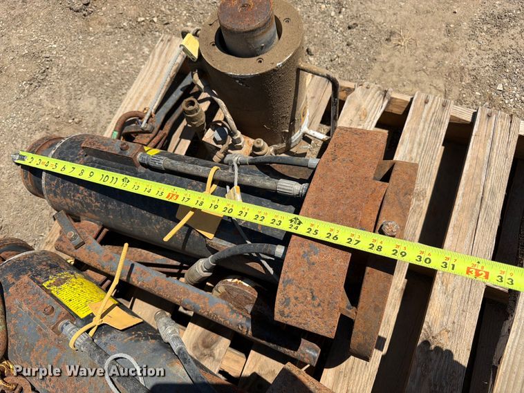 image for item FK3189 (3) jacks