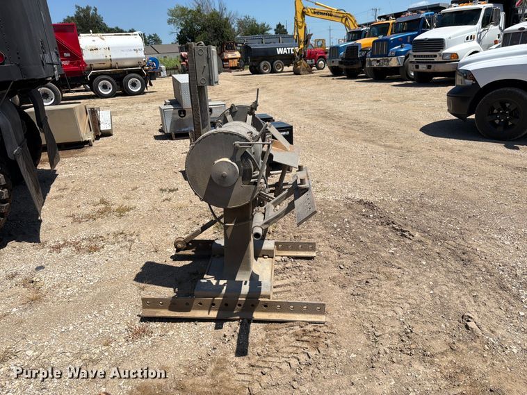 image for item FK3190 Hobart Bros Co grinder
