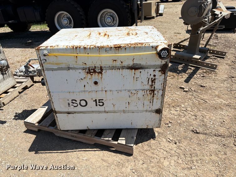 image for item FK3191 Tank