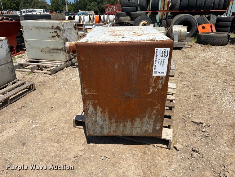 image for item FK3191 Tank
