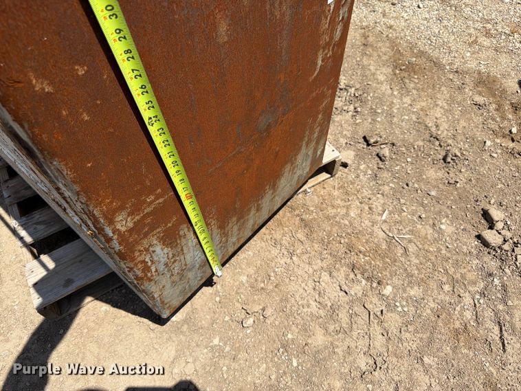 image for item FK3191 Tank