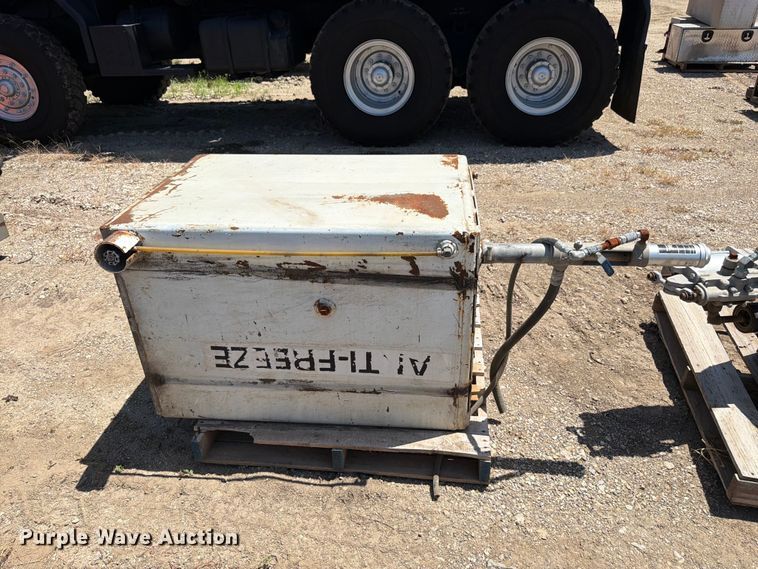 image for item FK3192 Tank