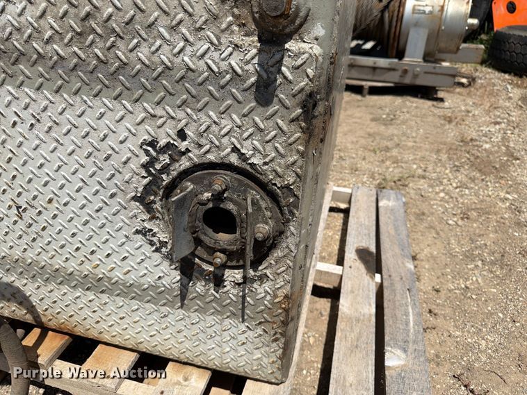 image for item FK3192 Tank