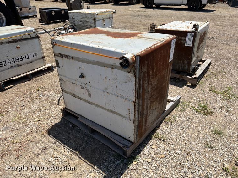 image for item FK3193 Tank