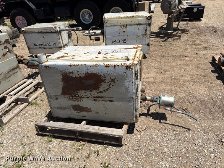 image for item FK3194 Tank