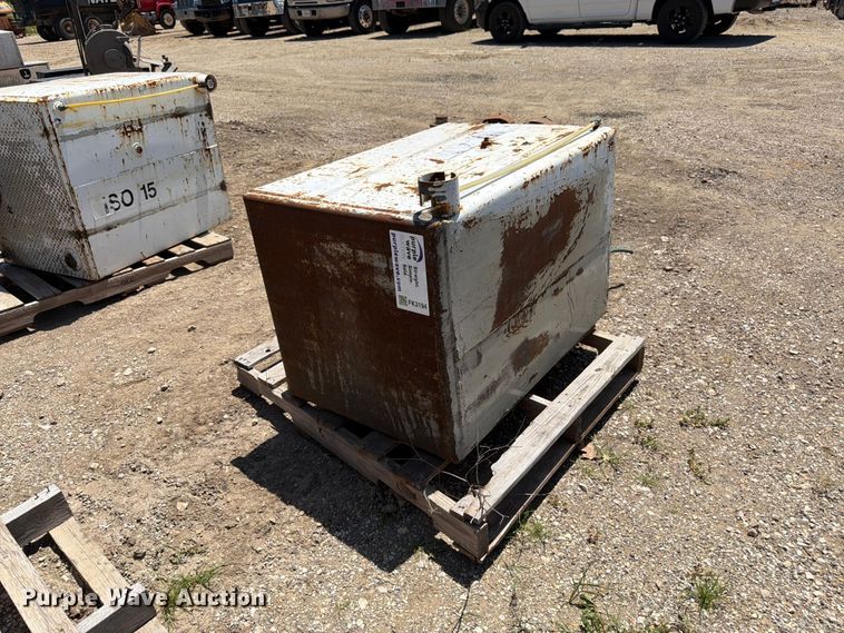 image for item FK3194 Tank