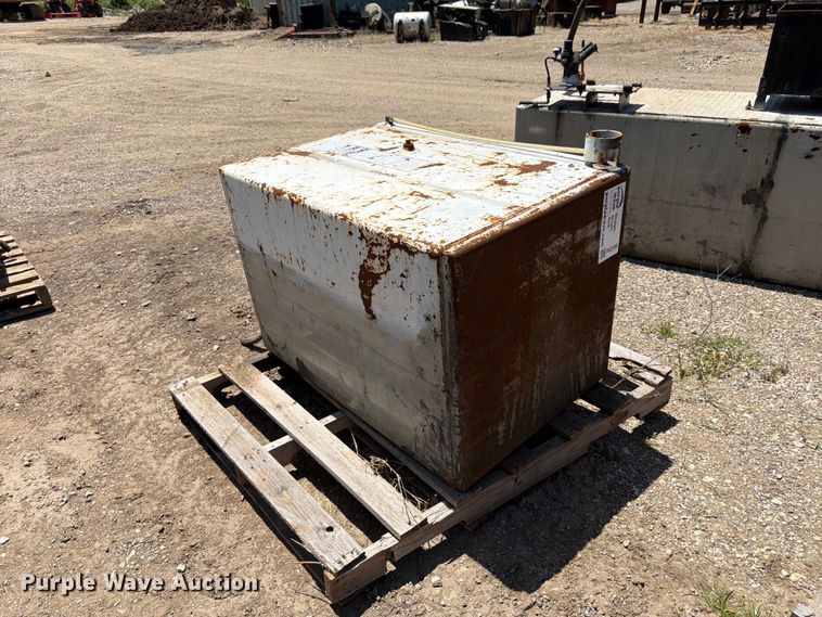 image for item FK3194 Tank