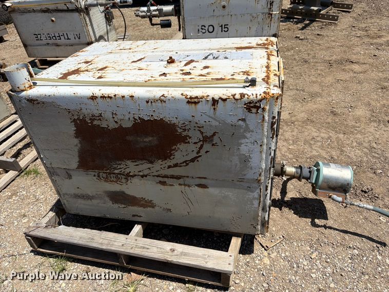 image for item FK3194 Tank