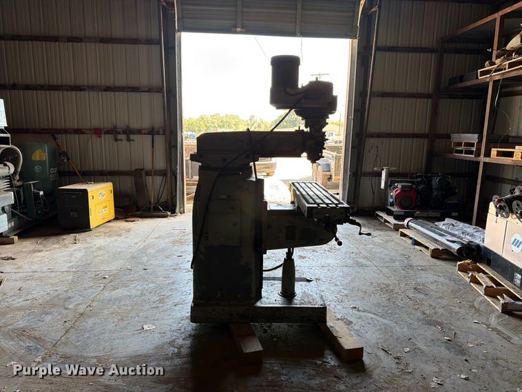 image for item FK3198 Tree Tool and Die Works 2UVR milling machine