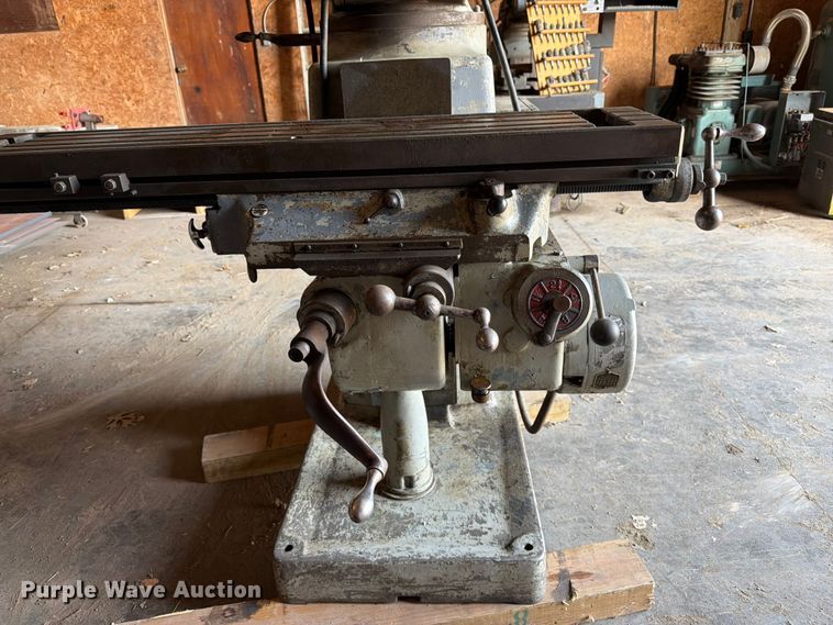 image for item FK3198 Tree Tool and Die Works 2UVR milling machine