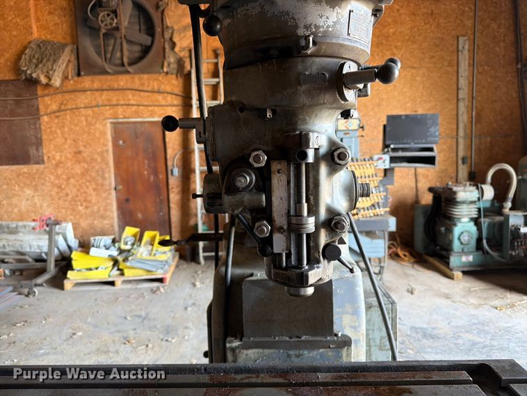 image for item FK3198 Tree Tool and Die Works 2UVR milling machine