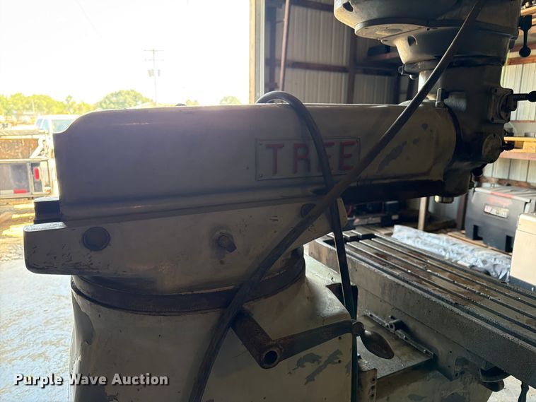image for item FK3198 Tree Tool and Die Works 2UVR milling machine