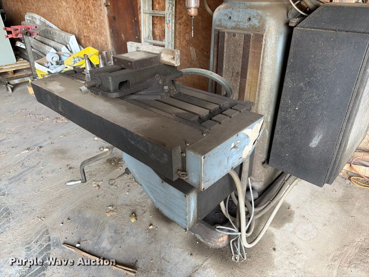 image for item FK3200 Clausing Kondia CNC machine