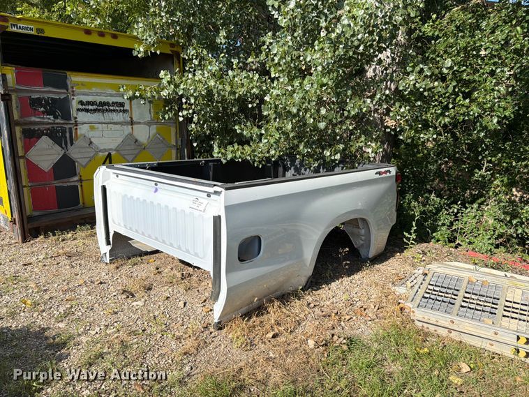 Chevrolet pickup bed