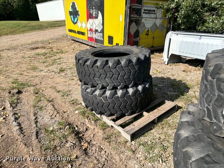 image for item FK3203 (2) Treileborg 420/70B24 tires