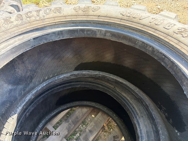image for item FK3203 (2) Treileborg 420/70B24 tires