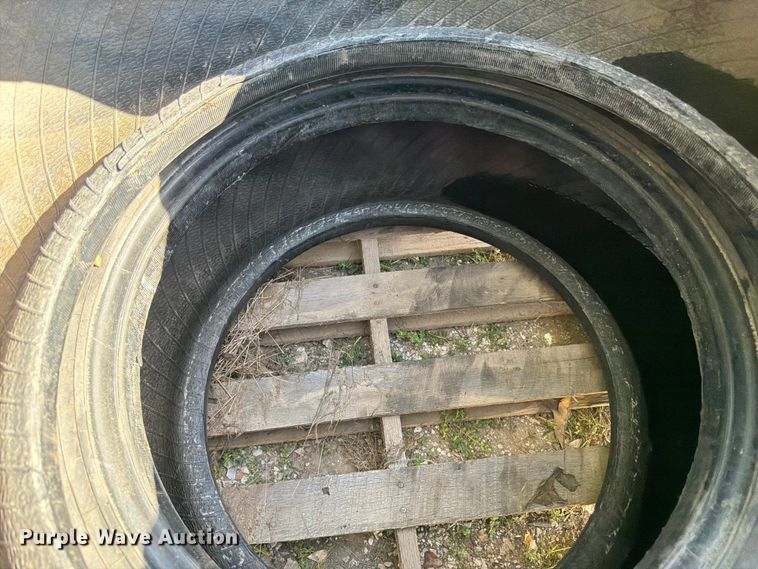 image for item FK3203 (2) Treileborg 420/70B24 tires