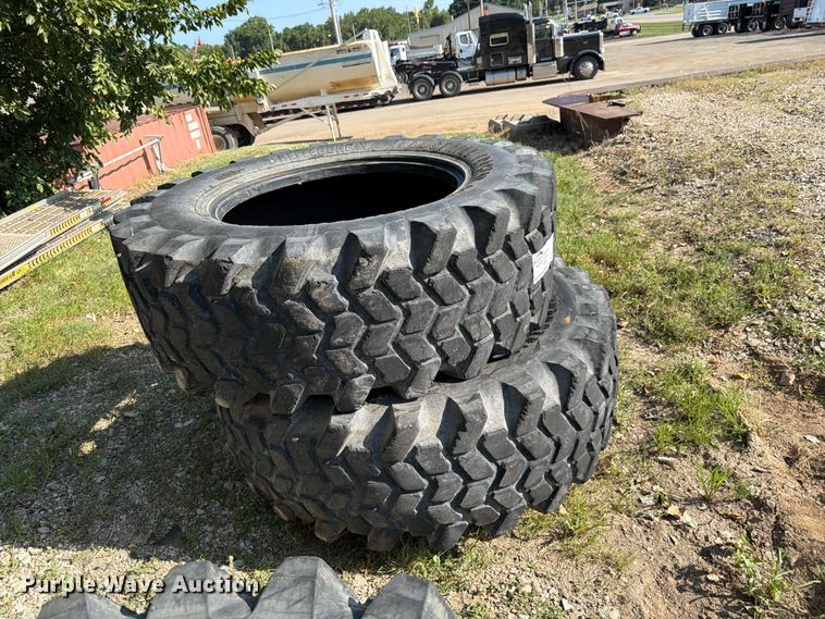 image for item FK3204 (2) Treileborg 520/70B34 tires