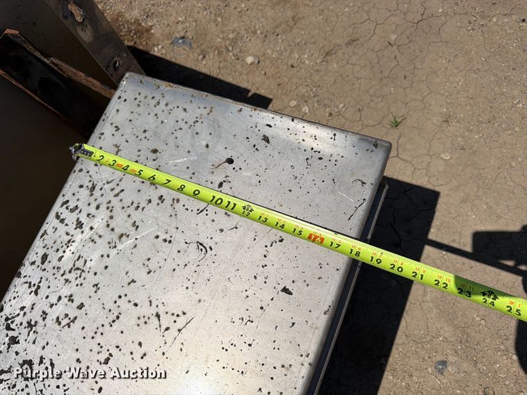 image for item FK3219 (2) toolboxes