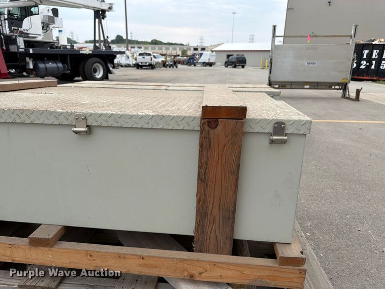 image for item FK3245 (2) toolboxes