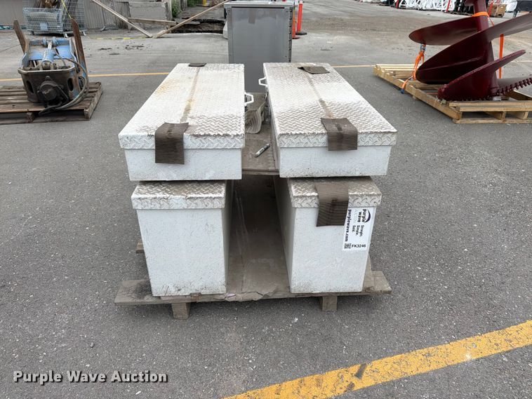 image for item FK3246 (4) toolboxes