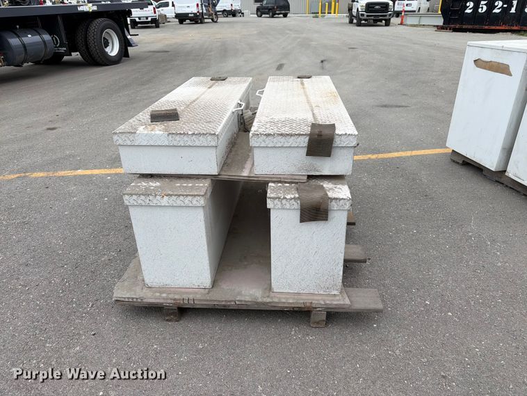 image for item FK3246 (4) toolboxes