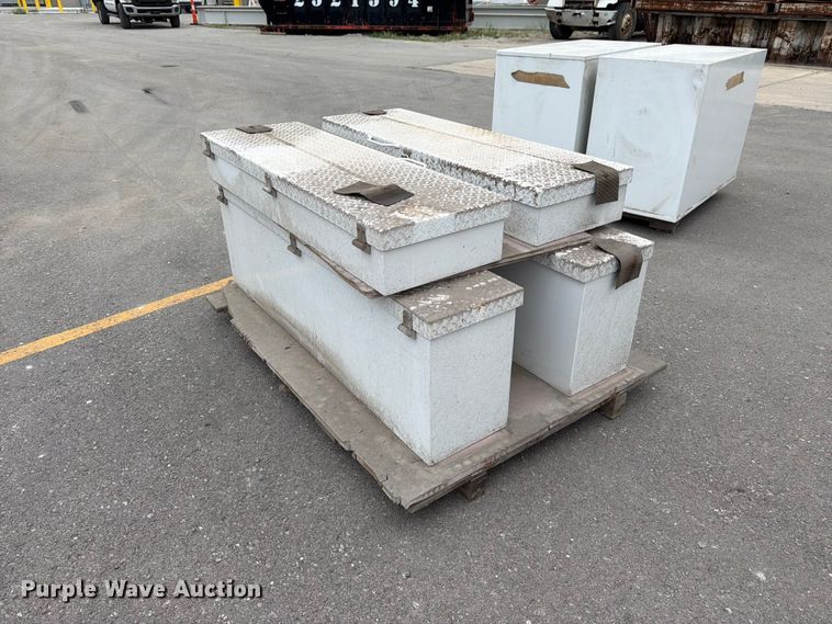 image for item FK3246 (4) toolboxes