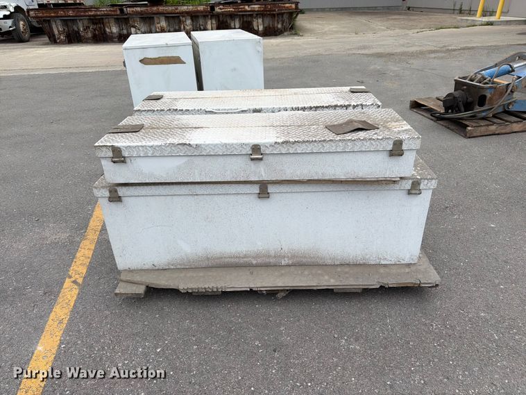 image for item FK3246 (4) toolboxes