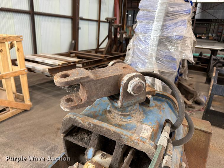 image for item FK3247 Heiden HC28-S-4 clamshell grapple