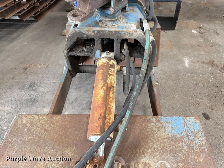 image for item FK3247 Heiden HC28-S-4 clamshell grapple