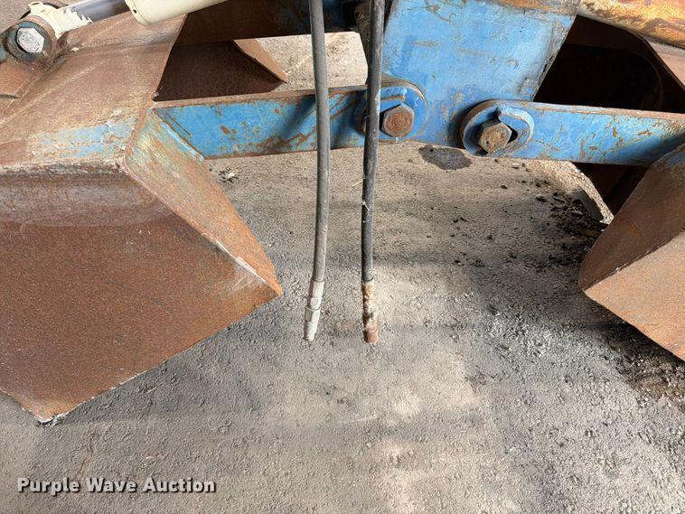 image for item FK3247 Heiden HC28-S-4 clamshell grapple