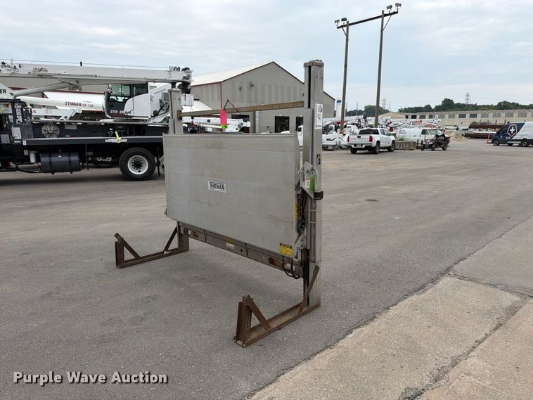 Thieman TVR20 rail gate lift