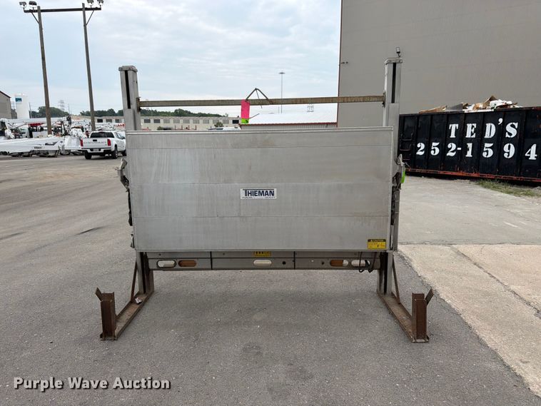 image for item FK3250 Thieman TVR20 rail gate lift
