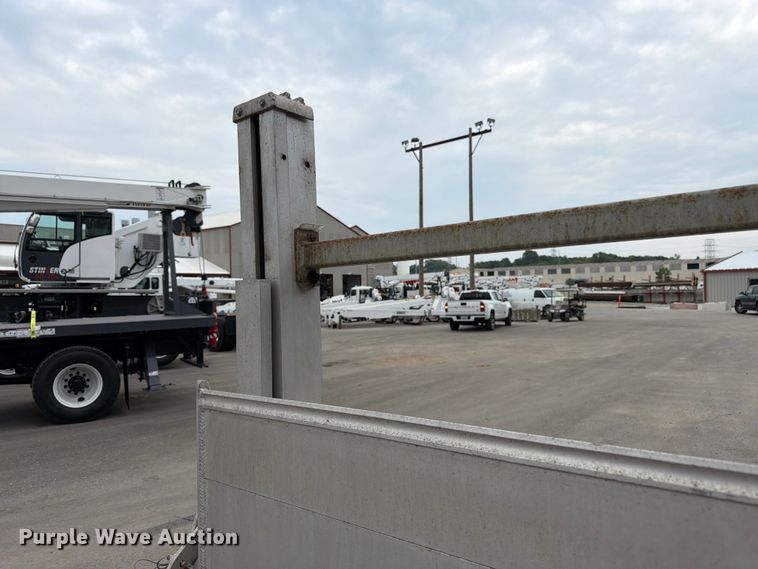 image for item FK3250 Thieman TVR20 rail gate lift