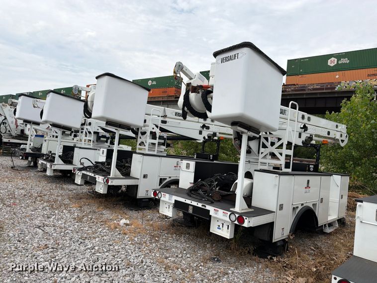 image for item FK3257 Dakota Bodies 168-LB bucket truck bed