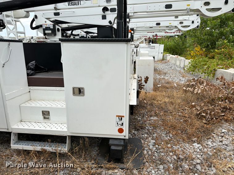 image for item FK3257 Dakota Bodies 168-LB bucket truck bed