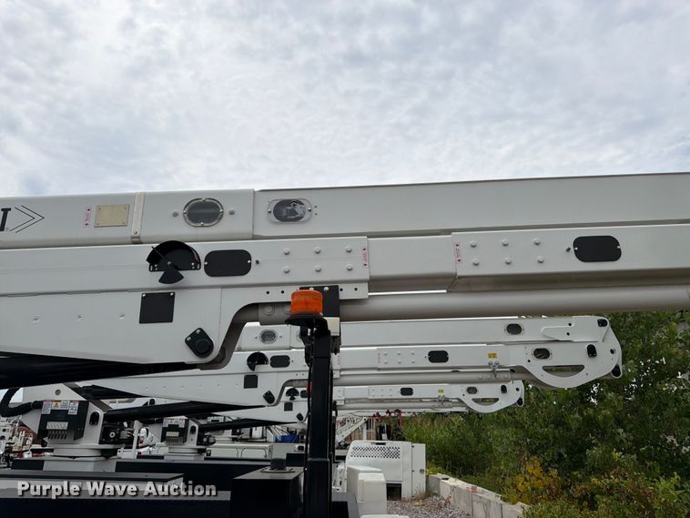 image for item FK3257 Dakota Bodies 168-LB bucket truck bed