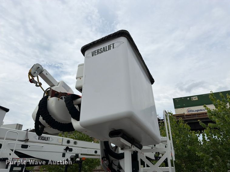 image for item FK3257 Dakota Bodies 168-LB bucket truck bed